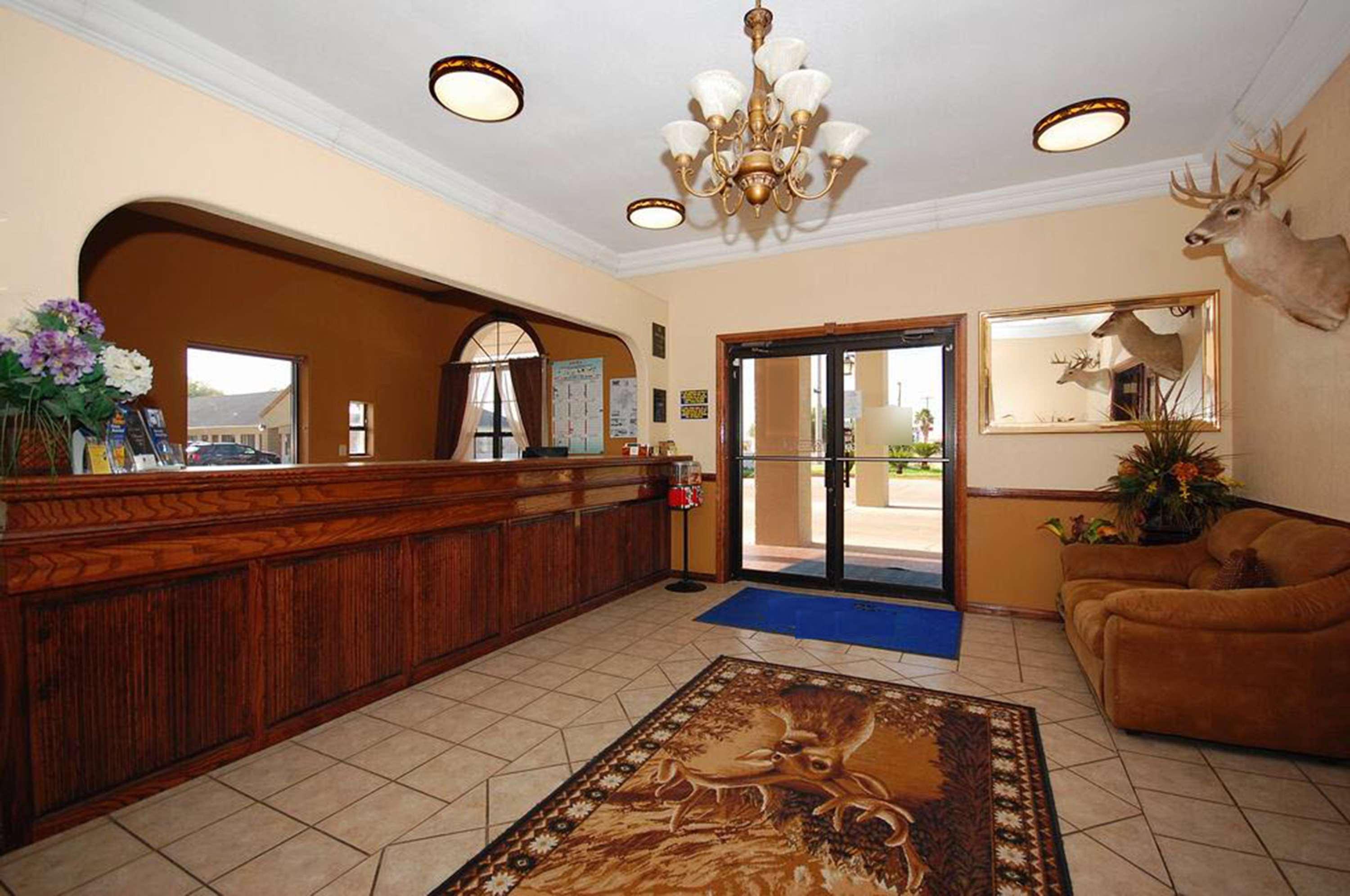 Best Western Plus Emerald Inn & Suites Garden City Zewnętrze zdjęcie