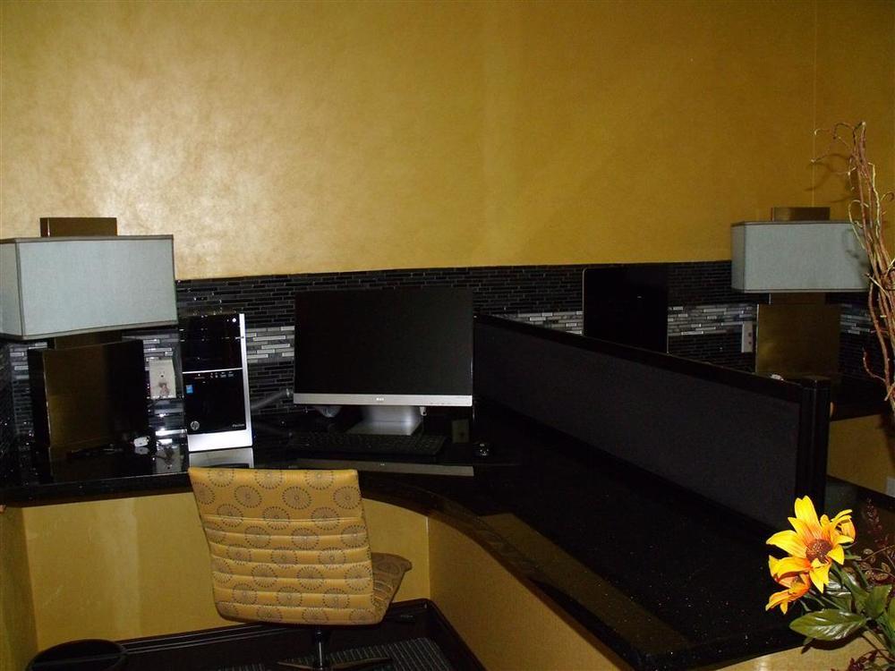 Best Western Plus Emerald Inn & Suites Garden City Udogodnienia zdjęcie