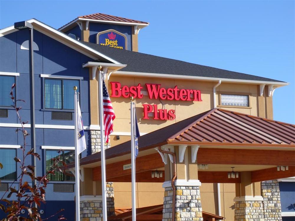 Best Western Plus Emerald Inn & Suites Garden City Zewnętrze zdjęcie