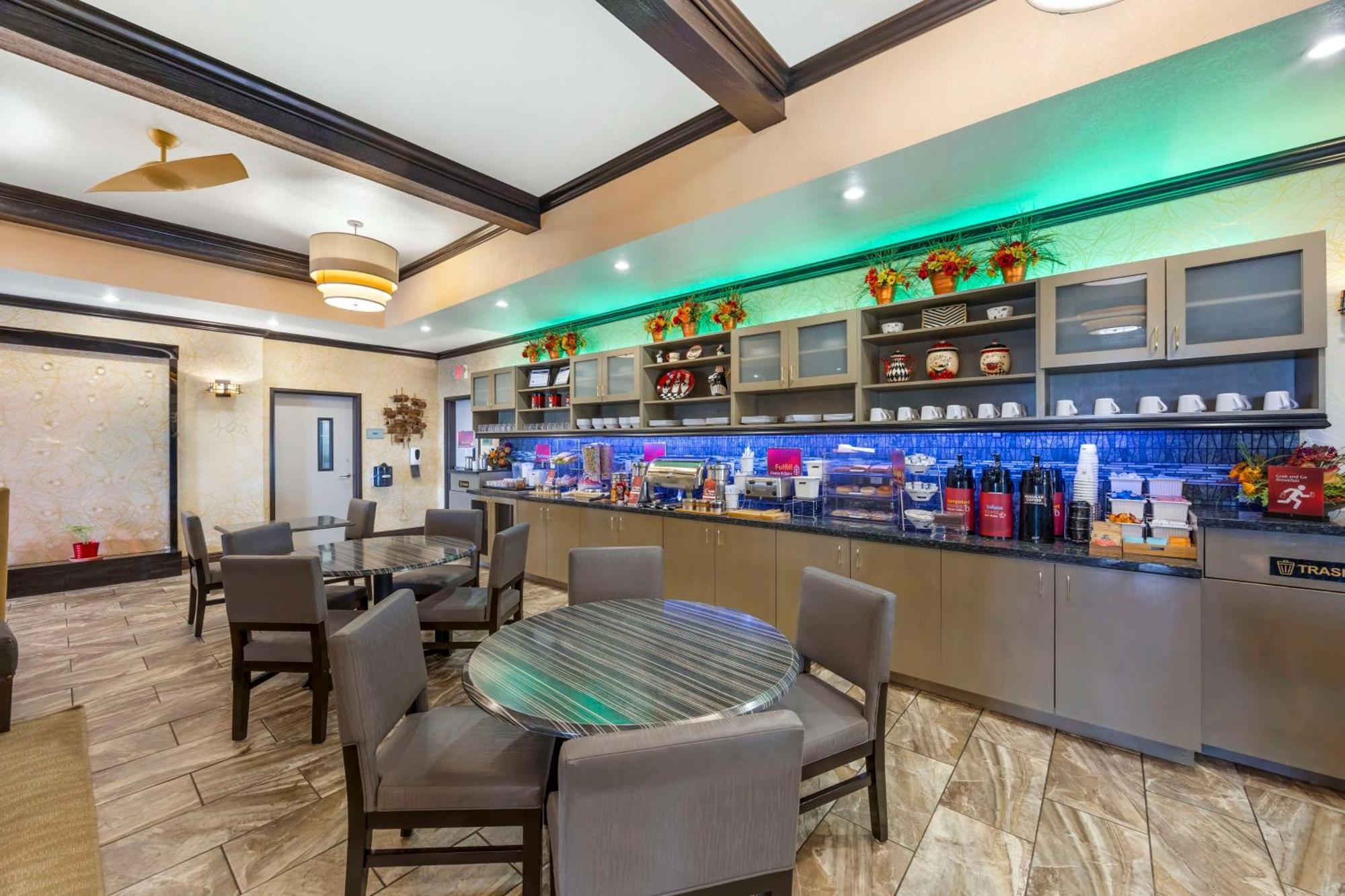 Best Western Plus Emerald Inn & Suites Garden City Zewnętrze zdjęcie