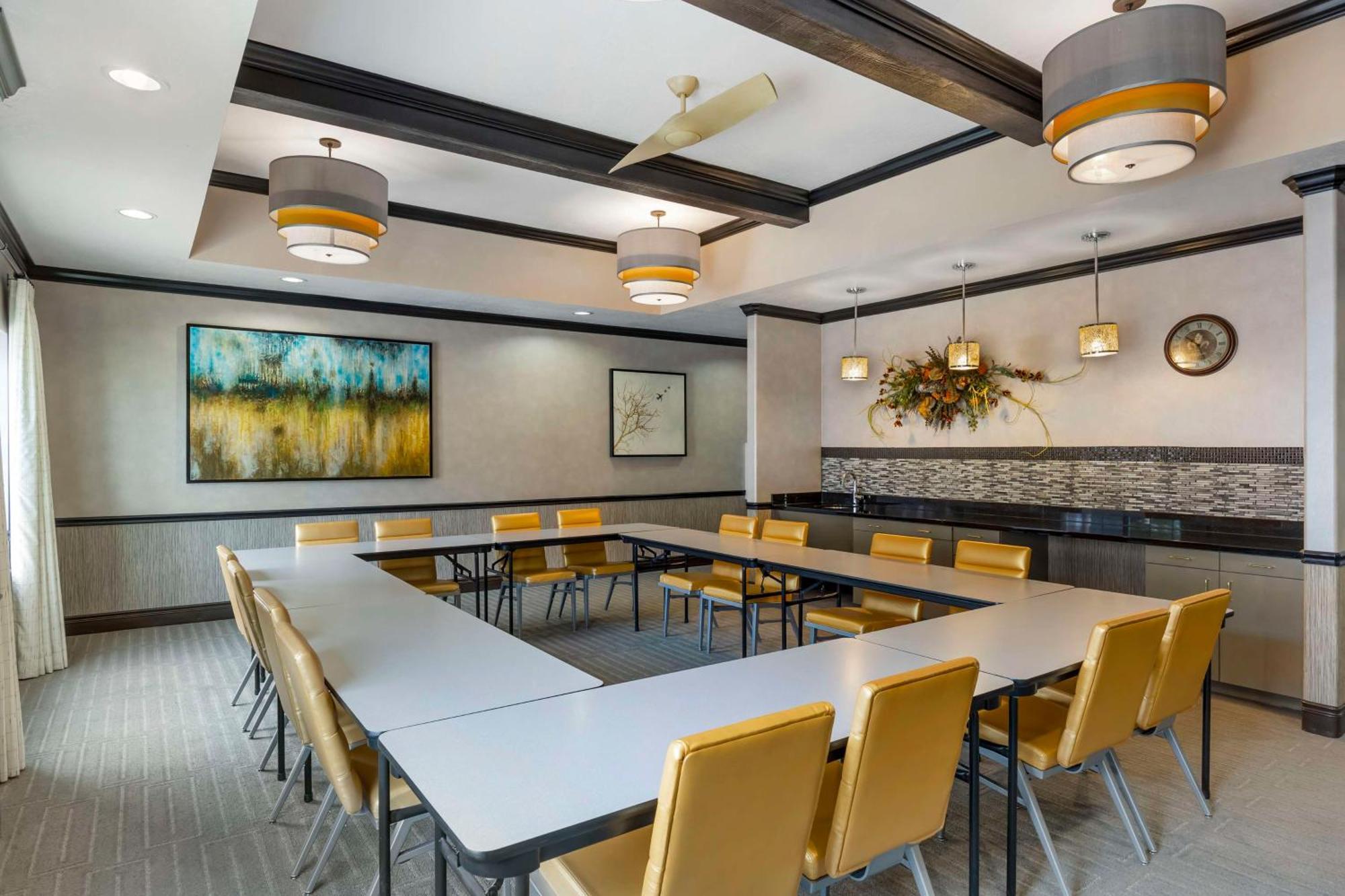 Best Western Plus Emerald Inn & Suites Garden City Zewnętrze zdjęcie